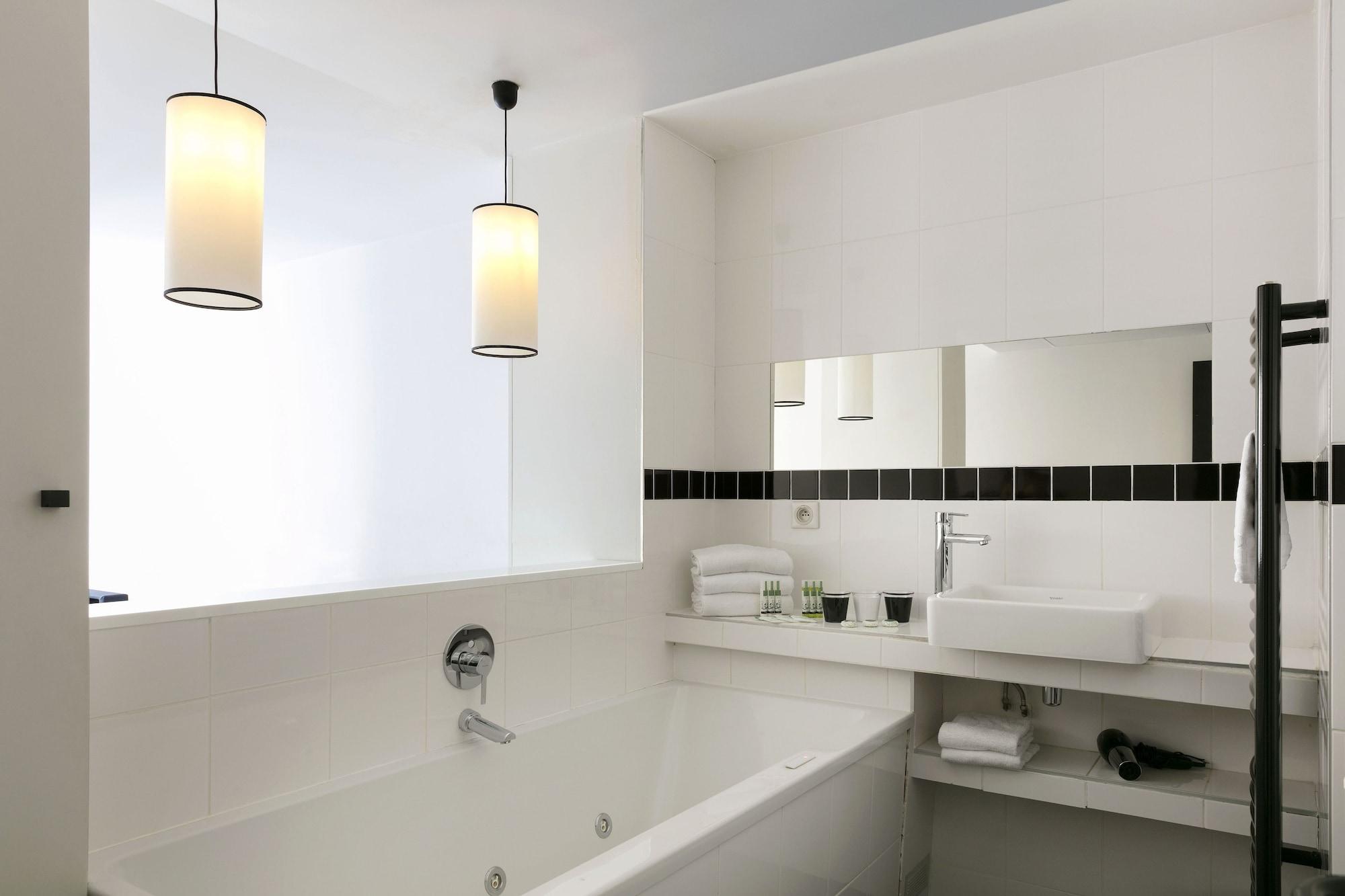 Hotel Standard Design Париж Экстерьер фото