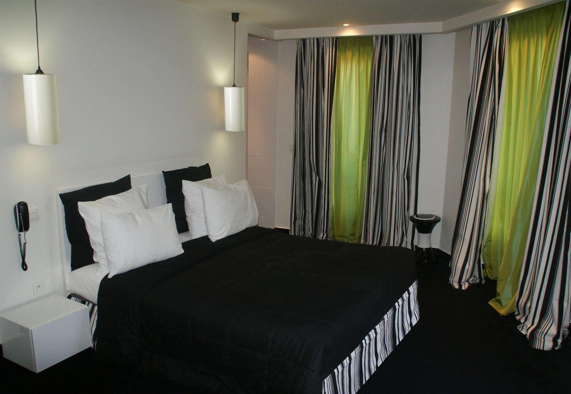 Hotel Standard Design Париж Экстерьер фото